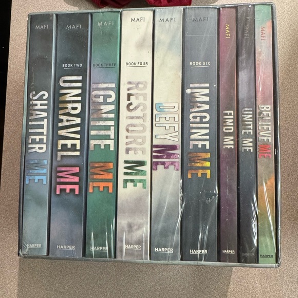 Shatter Me Series Collection 9 Books Set By Tahereh Mafi - Picture 1 of 4